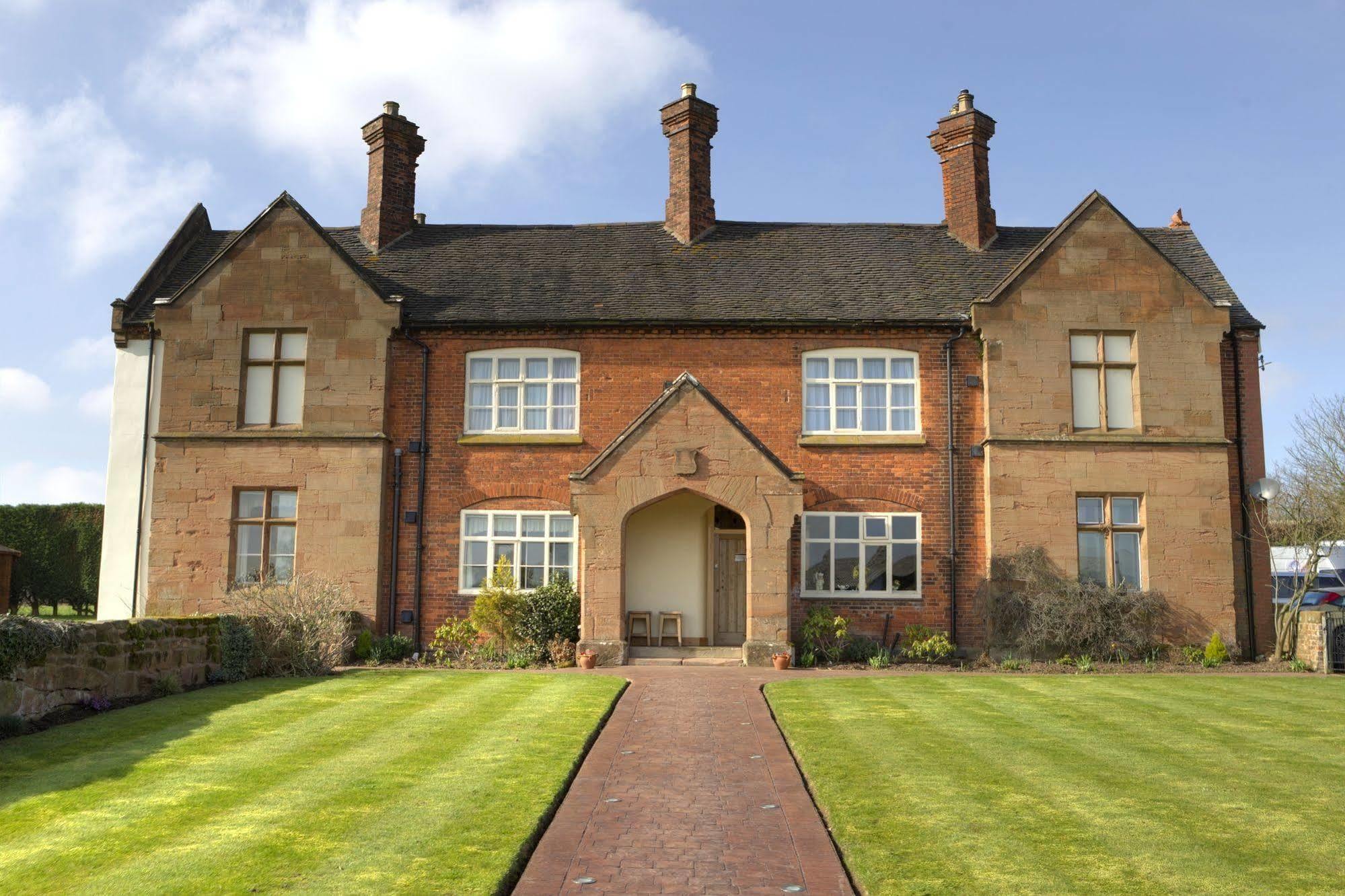Old Hall House, Nec Meriden  Exterior photo